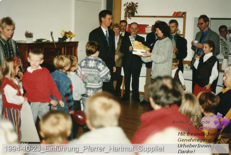 1994-10-23_Einführung_Pfarrer_Hartmut_Suppliet.JPG